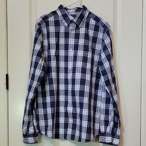 Men Long Sleev Shirt Size Large Blue and White Checkered Shirt Size Large CHAPS